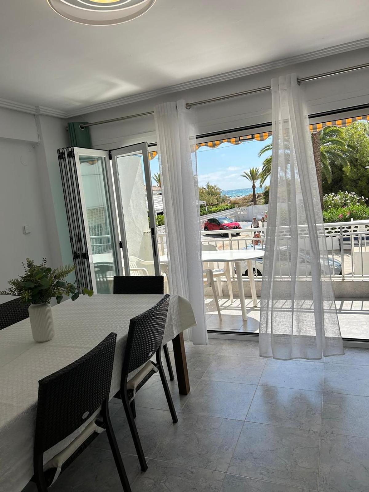Canet d'En Berenguer Sea View Apartment, First Line On The Beach, Remote Work מראה חיצוני תמונה